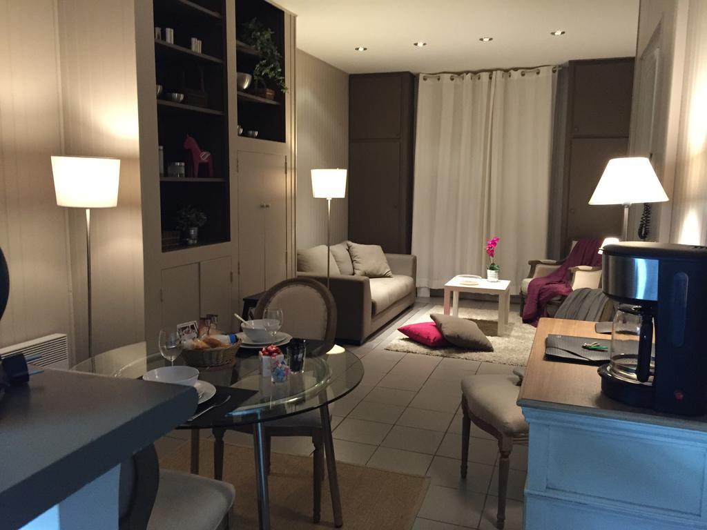 Charmants Appartements Centre Ville Montpellier Room photo